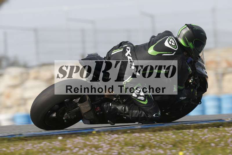 /Archiv-2024/02 29.01.-02.02.2024 Moto Center Thun Jerez/Gruppe schwarz-black/backside